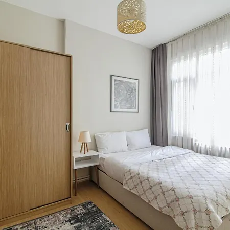 아파트 Fully Furnished Stylishly Designed Flat In Sisli